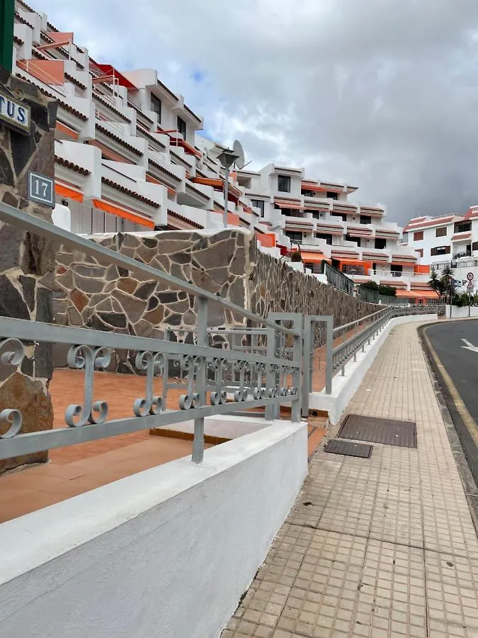1 Bedroom Apartment With Stunning Sea View أرونا إسبانيا