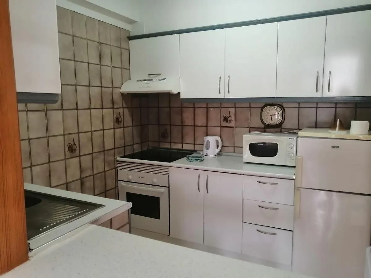 1 Bedroom Apartment With Stunning Sea View أرونا 0*,  إسبانيا